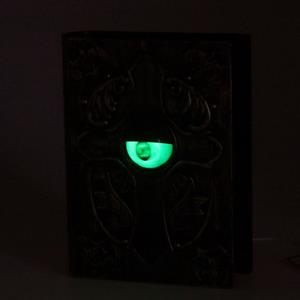 Livro Olho Sombrio com Luz, Som e Movimento, 22 cm