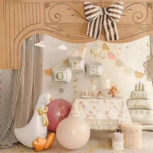 Balão Ganso Fofinho Sentado Foil, 91 cm Balão Ganso Fofinho Sentado Foil, 91 cm