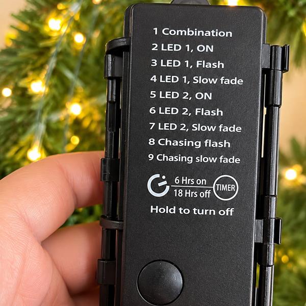 Coroa de Natal de Pinheiro Artificial com Pinhas e Leds, 75 cm Coroa de Natal de Pinheiro Artificial com Pinhas e Leds, 75 cm
