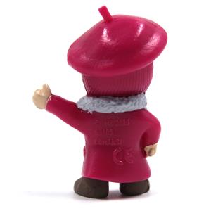 Figura Decorativa para Bolos Masha Pintora