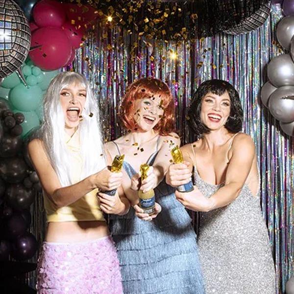 Garrafa de Champanhe Lança Confetis Dourados