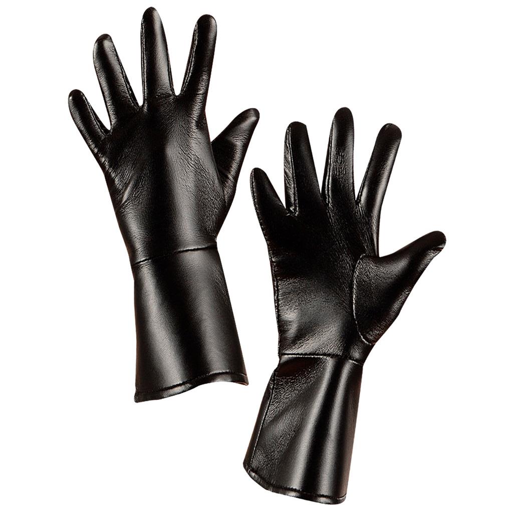 Luvas Pretas, Criança