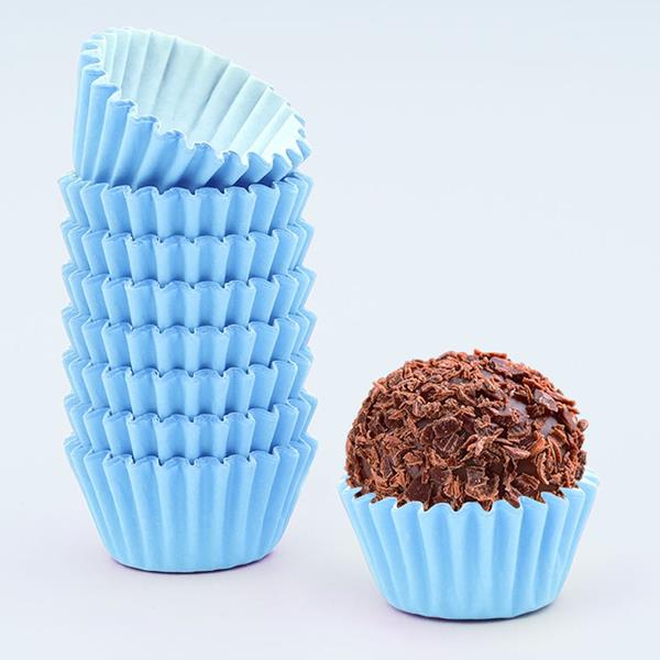 Mini Formas de Brigadeiro Azul Claro, 100 unid.