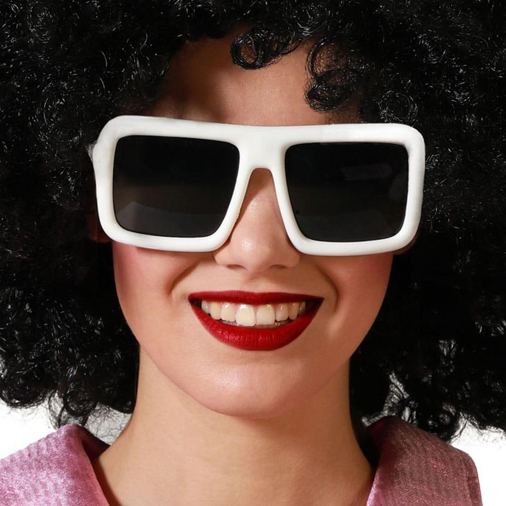 Óculos Quadrados Brancos