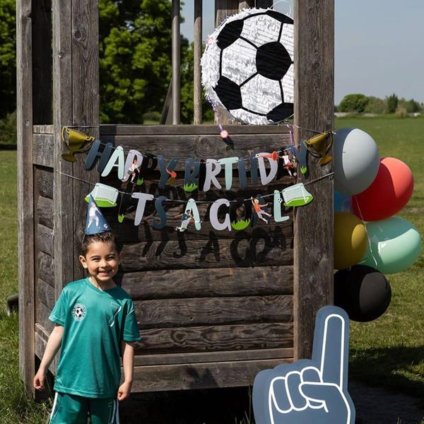 Pinhata Bola de Futebol Preta e Branca